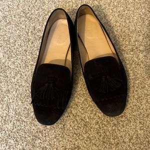 MAKE ME AN OFFER 🤑 J. Crew black suede tassel loafers 🖤 size 8.5